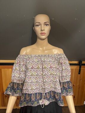 Misa Los Angeles Off-Shoulder Floral Tunic in White, Navy & Pink